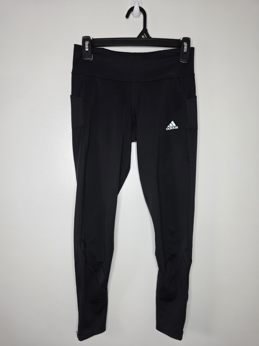 adidas Black Women's Performance Leggings with Side Mesh Pockets